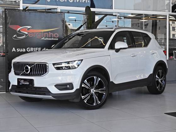 VOLVO XC40 2.0 T4 GASOLINA INSCRIPTION GEARTRONIC VOLVO XC40 2.0 T4 GASOLINA INSCRIPTION GEARTRONIC